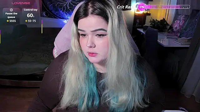  CandyM1lky  online show from 01-12-26, 07:13