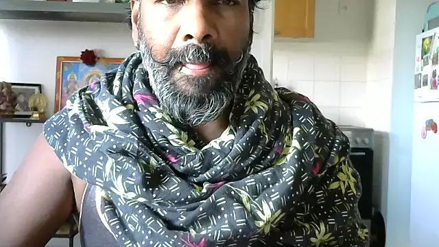 frenchblackc31 online show from 05-11-26, 01:06