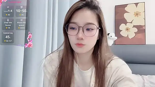 yuyu 77 online show from 11-24-25, 03:45