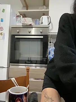 Snapshot of severingratty chatting on 09-24-25, 07:44 severingratty online show from 09-24-25, 07:44