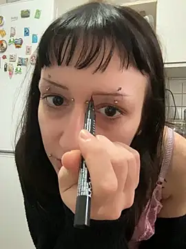 Snapshot of severingratty chatting on 10-14-25, 03:46 severingratty online show from 10-14-25, 03:46