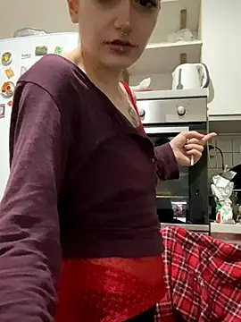 Snapshot of severingratty chatting on 11-25-25, 07:14 severingratty online show from 11-25-25, 07:14