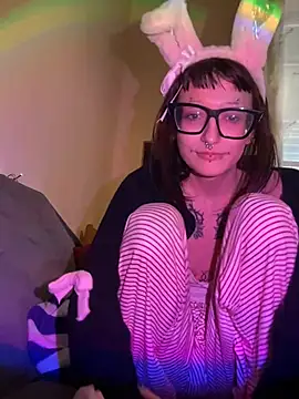 Snapshot of severingratty chatting on 02-05-26, 12:21 severingratty online show from 02-05-26, 12:21