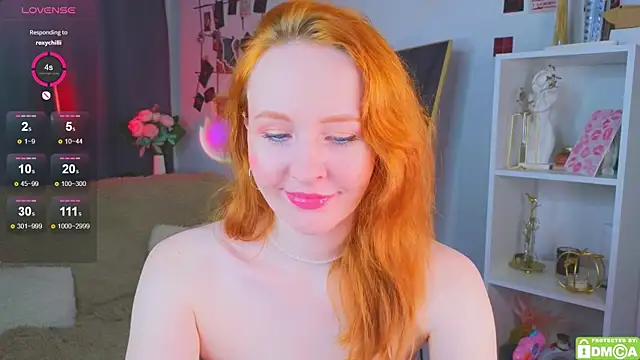 JoyceJones online show from 10-26-25, 07:09