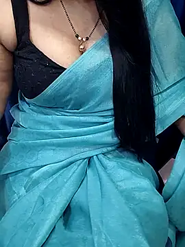 Snapshot of Anuforyou19 chatting on 10-28-25, 04:31 Anuforyou19 online show from 10-28-25, 04:31