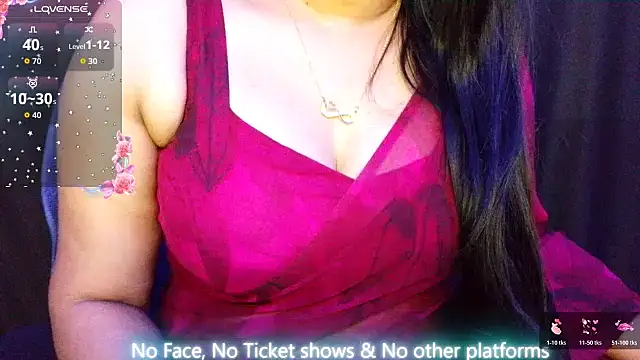 Snapshot of Anuforyou19 chatting on 12-17-25, 04:46 Anuforyou19 online show from 12-17-25, 04:46