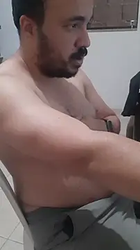 Urso Nerd online show from 11-13-25, 03:55