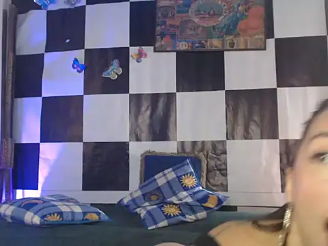 kendraof online show from 07-12-26, 06:21