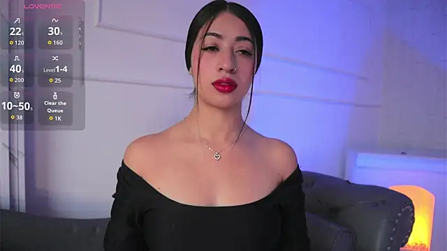 Snapshot of charlotterusso chatting on 09-19-25, 01:01 charlotterusso online show from 09-19-25, 01:01
