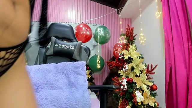 Mindy 19 online show from 12-22-25, 12:46