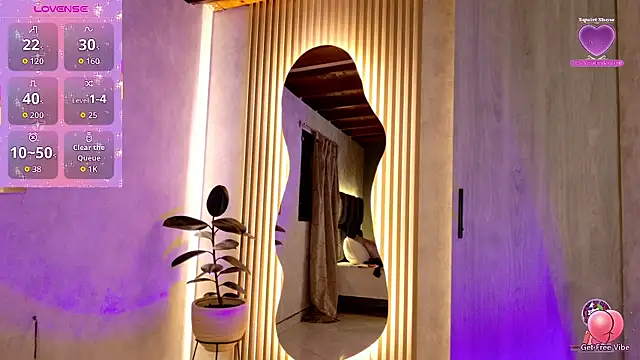 Snapshot of Taurito___ chatting on 09-09-25, 03:39 Taurito online show from 09-09-25, 03:39