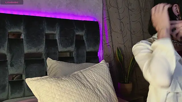 Snapshot of Taurito___ chatting on 10-10-25, 04:44 Taurito online show from 10-10-25, 04:44