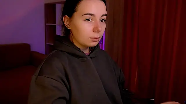 Di na Bell online show from 10-23-25, 05:51