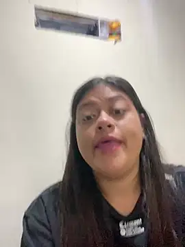 Snapshot of NattashaMore_0719 chatting on 02-12-26, 09:26 NattashaMore 0719 online show from 02-12-26, 09:26