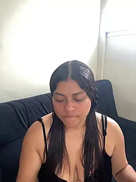 Snapshot of NattashaMore_0719 chatting on 02-13-26, 03:30 NattashaMore 0719 online show from 02-13-26, 03:30