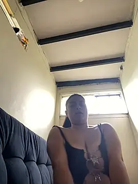 Snapshot of NattashaMore_0719 chatting on 02-17-26, 05:19 NattashaMore 0719 online show from 02-17-26, 05:19