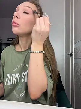 AlysonHuxley  online show from 02-26-26, 01:48