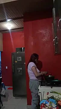 carolinhe  online show from 10-24-25, 04:47