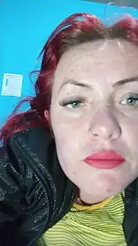 carolinhe  online show from 12-03-25, 04:20