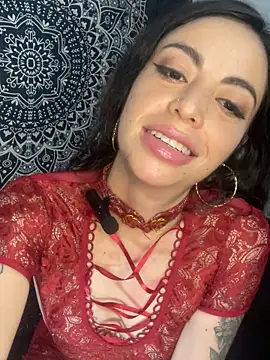 Snapshot of Coralink chatting on 11-14-25, 12:53 Coralink online show from 11-14-25, 12:53