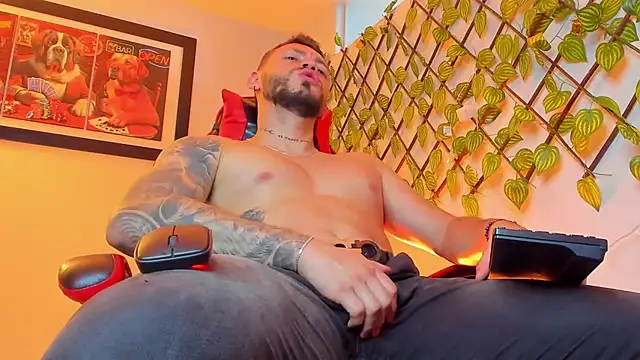 Snapshot of DIMITRI_MASTEER chatting on 01-07-26, 08:00 DIMITRI MASTEER online show from 01-07-26, 08:00