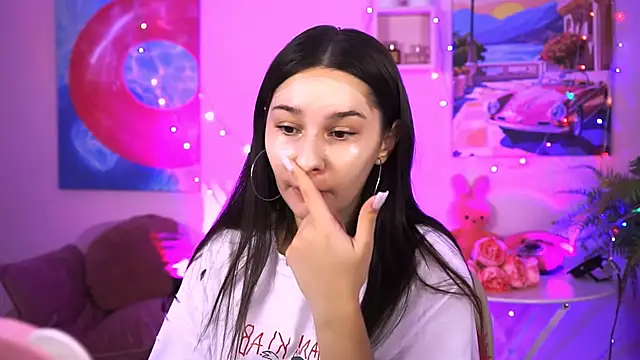 KimClarks  online show from 09-15-25, 12:27