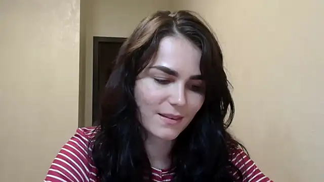 Snapshot of Silviaa_a chatting on 10-09-25, 08:40 Silviaa a online show from 10-09-25, 08:40