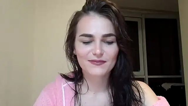 Snapshot of Silviaa_a chatting on 11-20-25, 08:30 Silviaa a online show from 11-20-25, 08:30