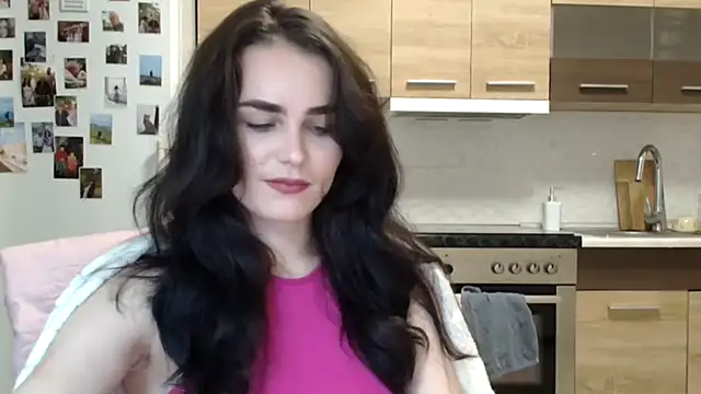 Snapshot of Silviaa_a chatting on 12-04-25, 07:55 Silviaa a online show from 12-04-25, 07:55