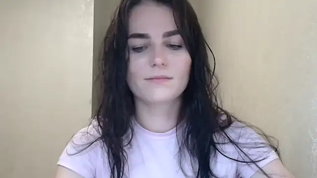 Snapshot of Silviaa_a chatting on 01-07-26, 08:11 Silviaa a online show from 01-07-26, 08:11