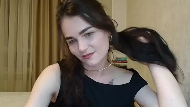 Snapshot of Silviaa_a chatting on 03-15-26, 06:03 Silviaa a online show from 03-15-26, 06:03