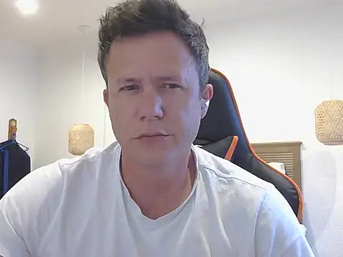 Snapshot of TroyDieselXXX chatting on 09-22-25, 04:03 TroyDieselXXX online show from 09-22-25, 04:03