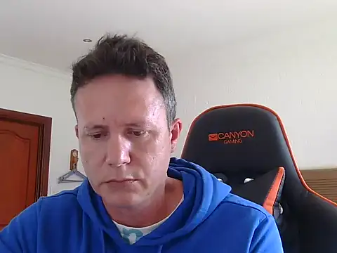 TroyDieselXXX online show from 04-23-26, 09:52