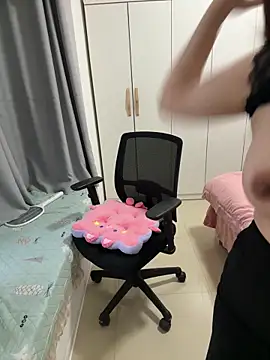 Asia-bb online show from 10-31-25, 09:43