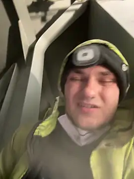 Snapshot of egor7777yd chatting on 10-20-25, 03:12 egor7777yd online show from 10-20-25, 03:12