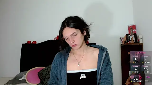 Snapshot of x_isabella_x chatting on 11-29-25, 12:52 x isabella x online show from 11-29-25, 12:52