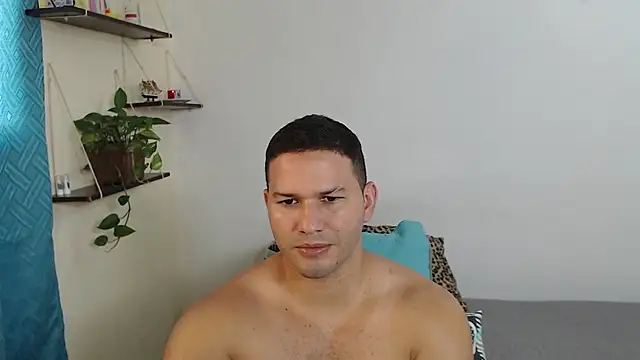 Snapshot of Tim_mz01 chatting on 07-24-26, 07:12 Tim mz01 online show from 07-24-26, 07:12