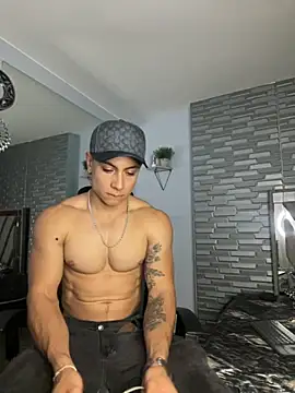 Snapshot of MR_MUSCLE chatting on 09-28-25, 10:26 MR MUSCLE online show from 09-28-25, 10:26