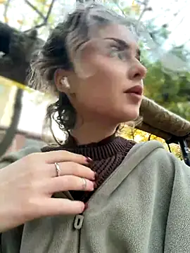 KellyKeler online show from 11-02-25, 01:35