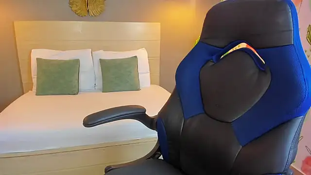 kitty sweeety  online show from 11-07-25, 12:38