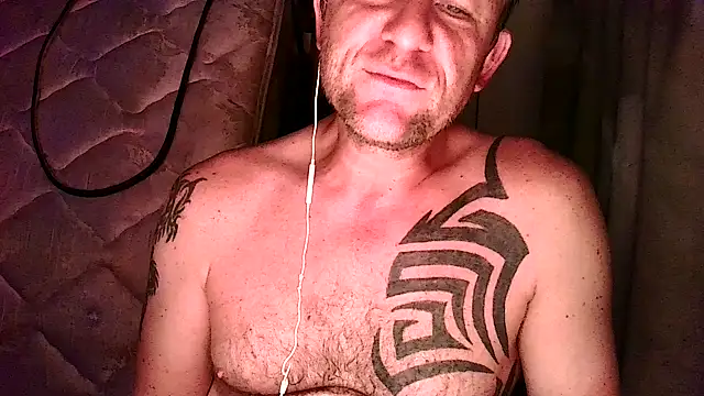 Yournaughty online show from 06-10-26, 05:18