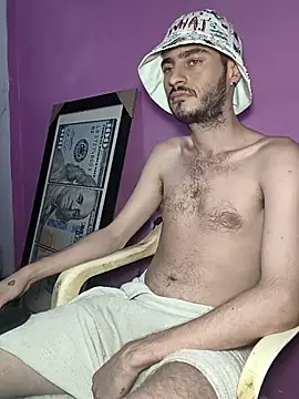 bigcockwhite777 online show from 04-26-26, 11:46