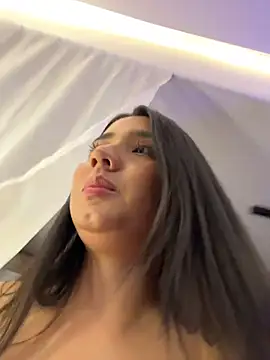 Michelle Zoe online show from 01-08-26, 02:58