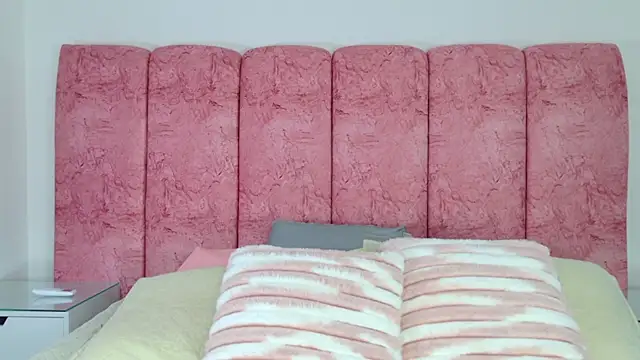 emmacurvy online show from 01-06-26, 03:10