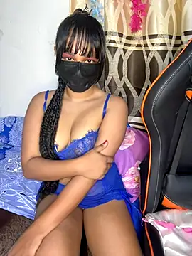 Ariana  Marie online show from 11-17-25, 10:59