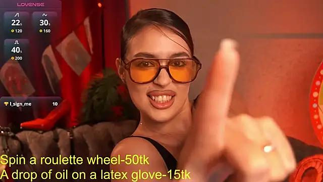 Snapshot of EmiliyaRoude chatting on 09-26-25, 12:42 EmiliyaRoude online show from 09-26-25, 12:42