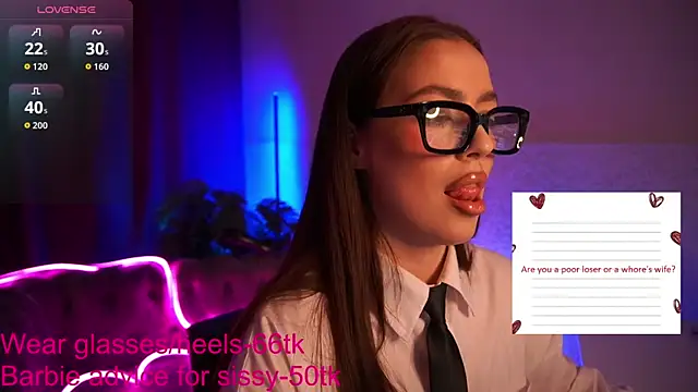 Snapshot of EmiliyaRoude chatting on 11-18-25, 12:31 EmiliyaRoude online show from 11-18-25, 12:31