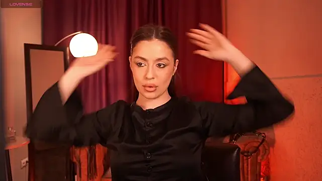 Snapshot of EmiliyaRoude chatting on 12-02-25, 01:05 EmiliyaRoude online show from 12-02-25, 01:05