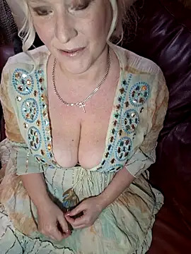 Bouncy-Bella28X online show from 03-22-26, 03:37