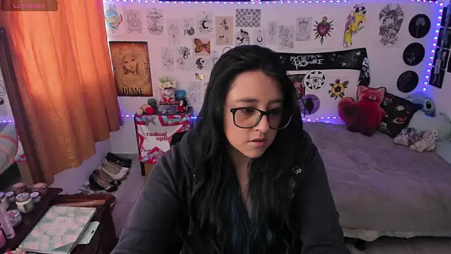 Cherry blush  online show from 04-22-26, 09:49